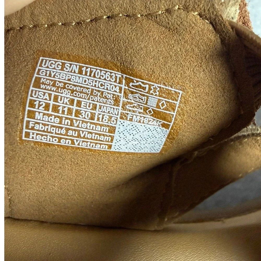 UGG Kids Kolding Sandals Chestnut Sand Leather Fisherman Size 12 Toddler